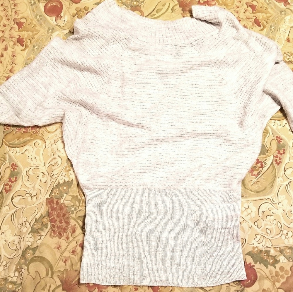 ISDA & CO cream off shoulder  sweater
